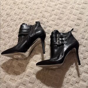 Michael Kors Black Leather Heeled Boots